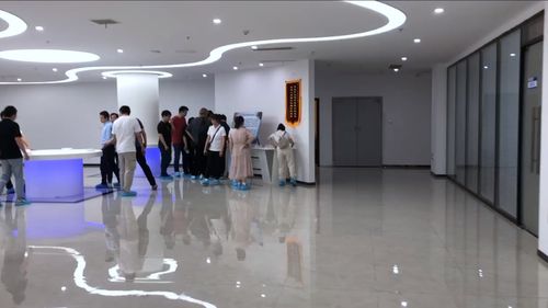 从“卷王”到智造先锋 探访合宙智能工厂，揭秘合佳科技的科技中介服务新范式